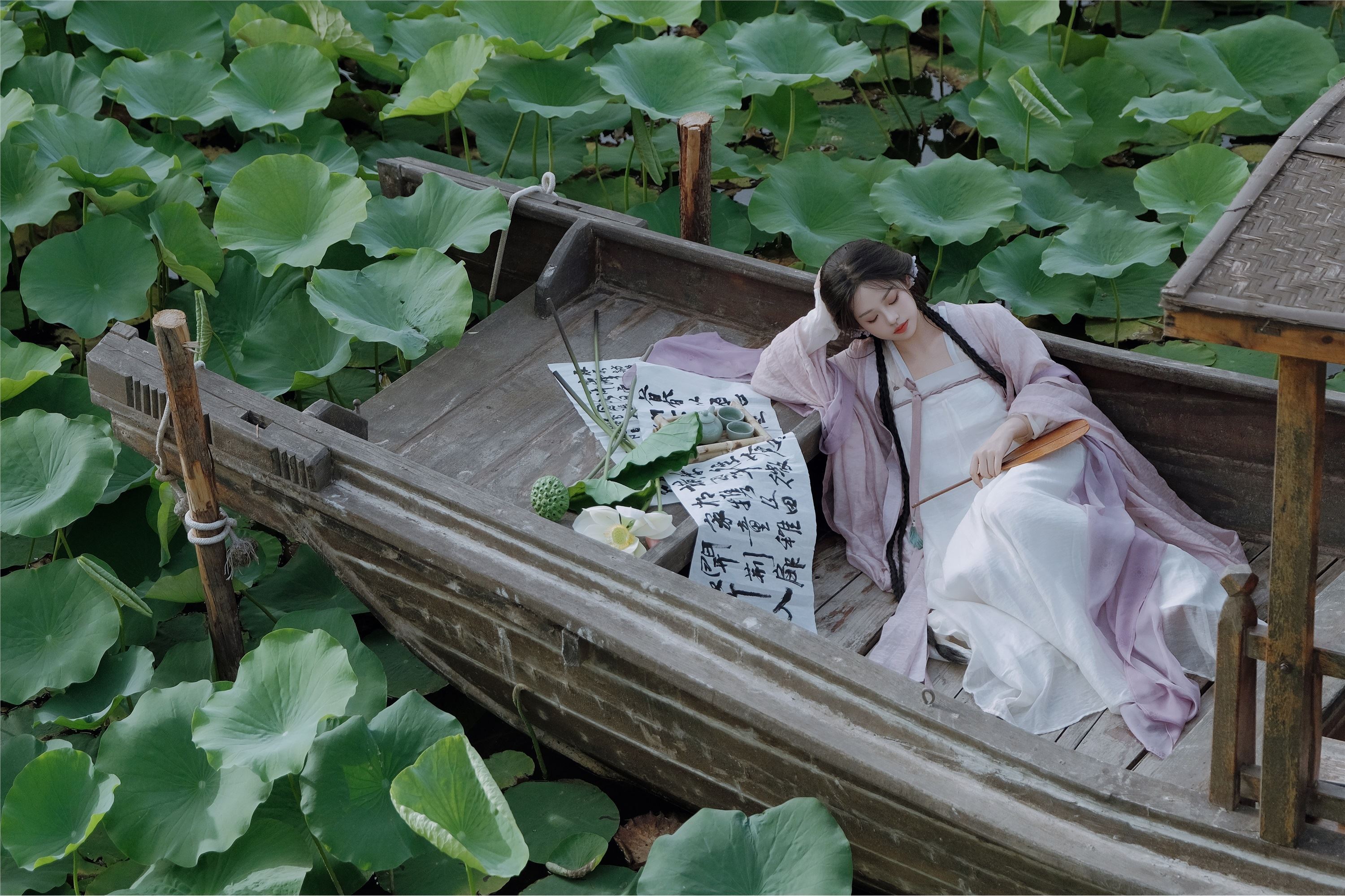 YITUYU艺图语 2025.01.20 荷 瑶瑶